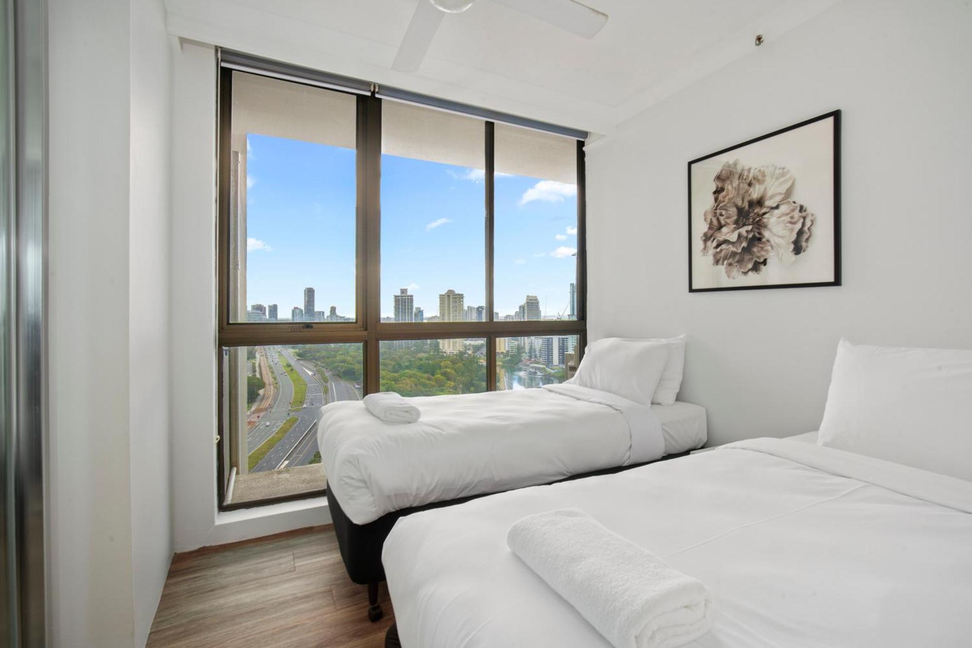 Capricorn One Beachside Holiday Apartments - Official Gold Coast Eksteriør bilde