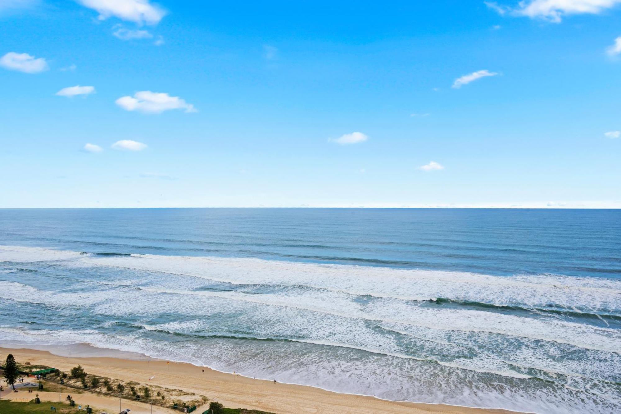 Capricorn One Beachside Holiday Apartments - Official Gold Coast Eksteriør bilde