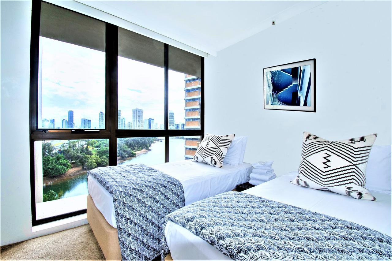 Capricorn One Beachside Holiday Apartments - Official Gold Coast Eksteriør bilde