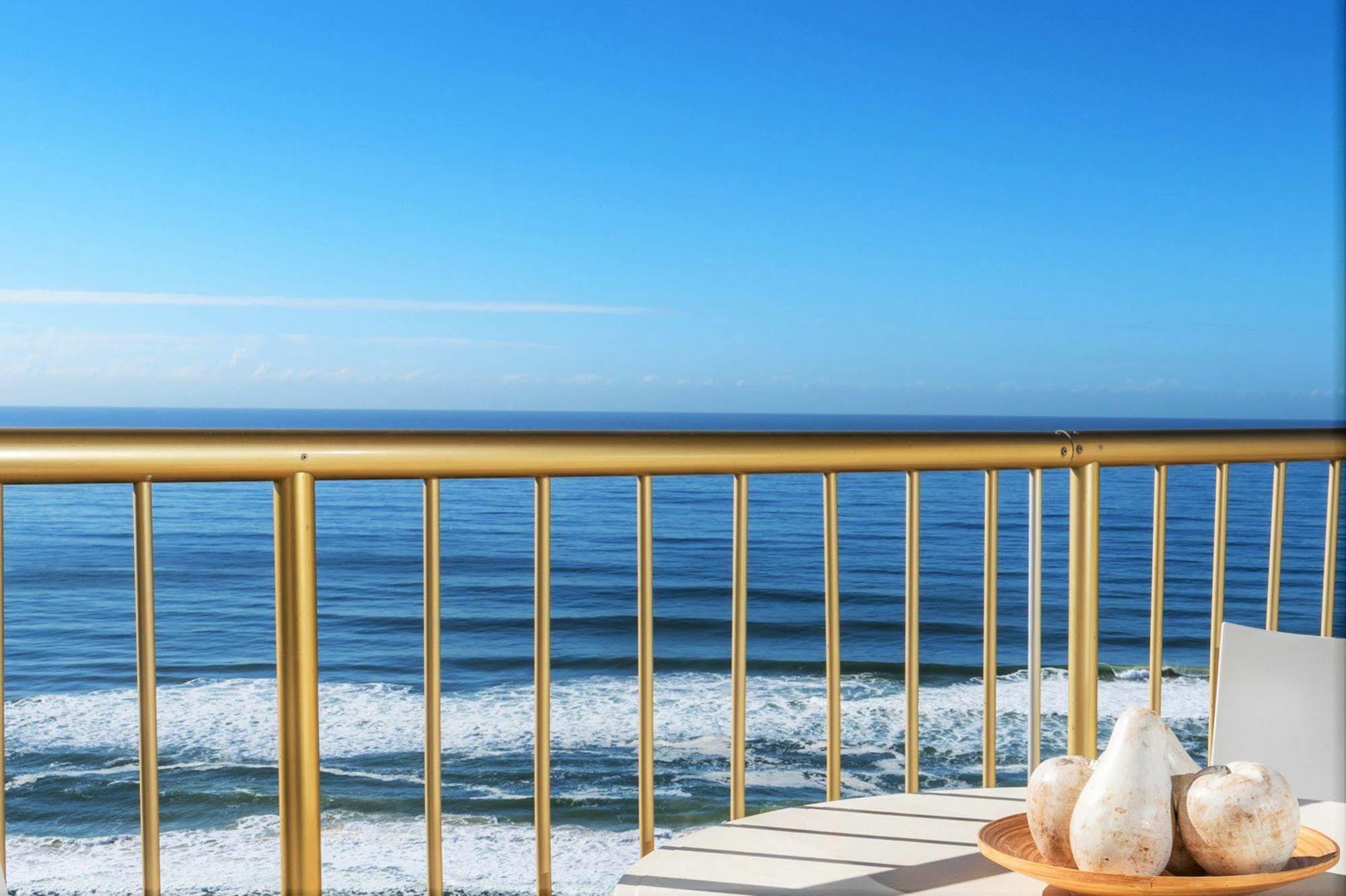 Capricorn One Beachside Holiday Apartments - Official Gold Coast Eksteriør bilde