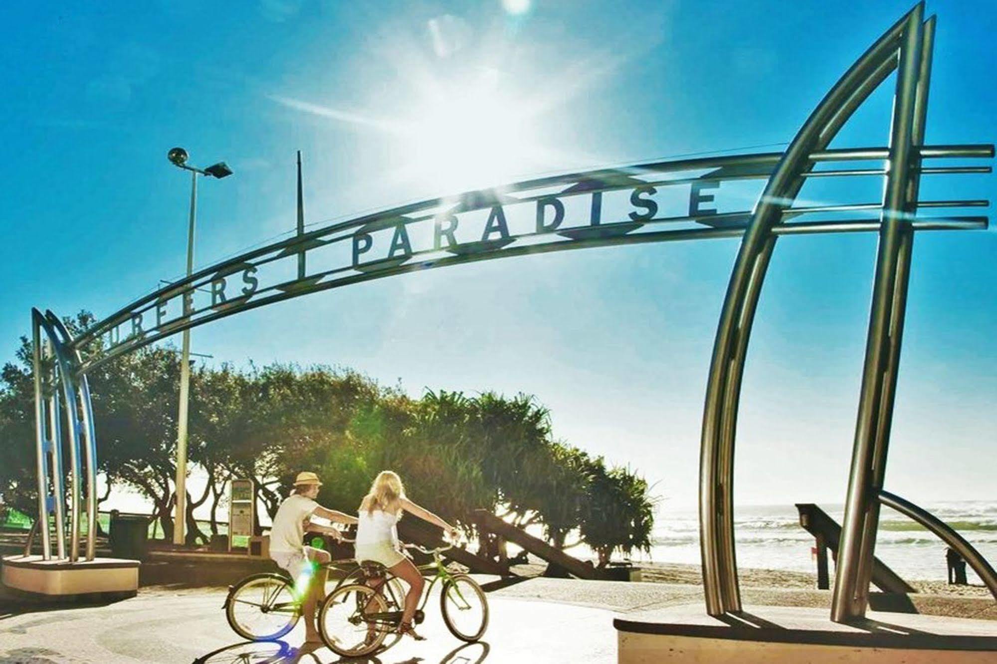 Capricorn One Beachside Holiday Apartments - Official Gold Coast Eksteriør bilde