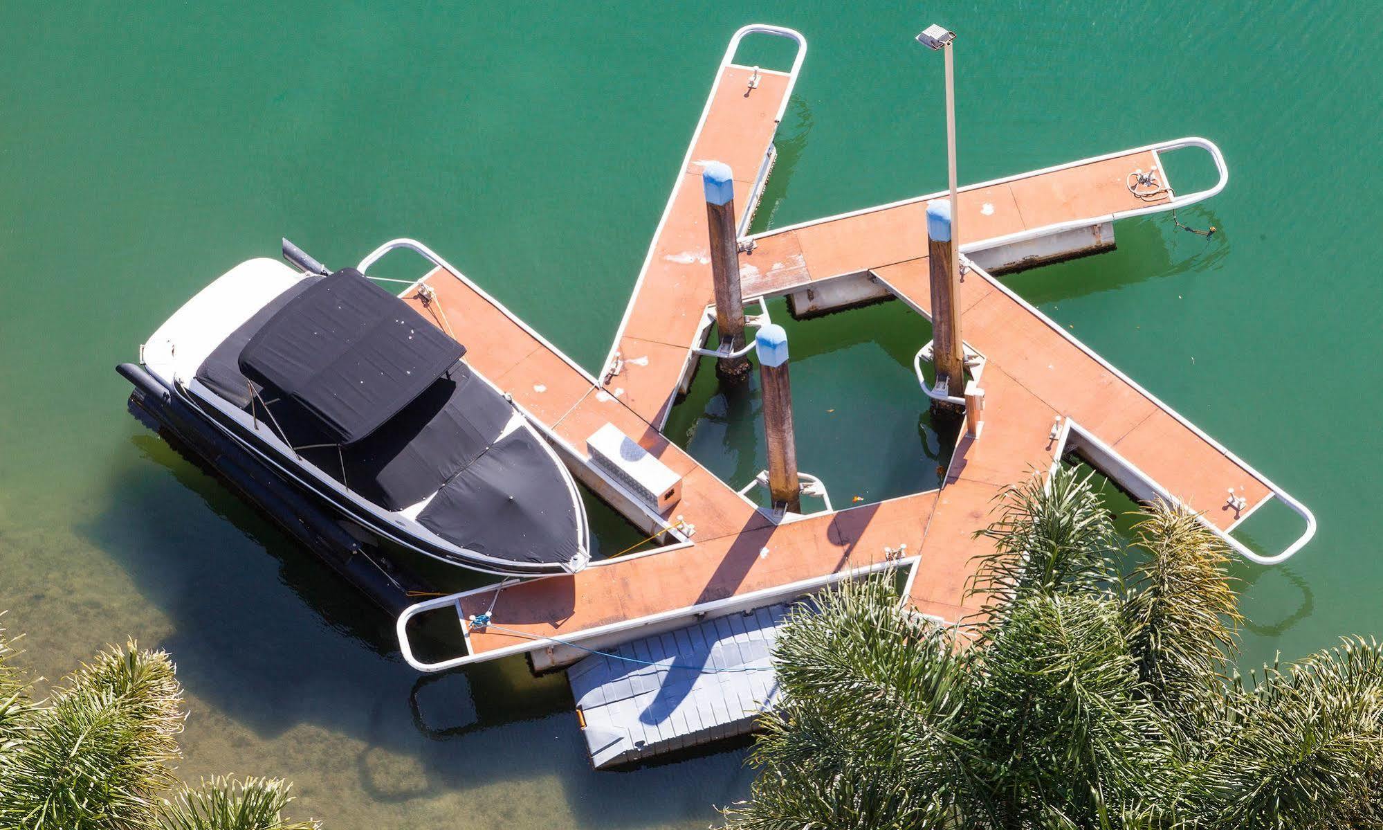 Capricorn One Beachside Holiday Apartments - Official Gold Coast Eksteriør bilde